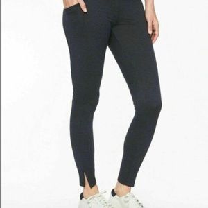 Athleta Solid Black Mercer Tight Leggings Size Small